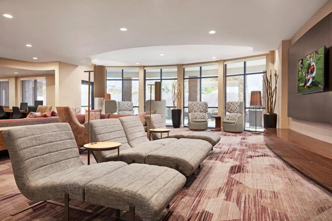 Отель Courtyard By Marriott Sacramento Фолсом Экстерьер фото