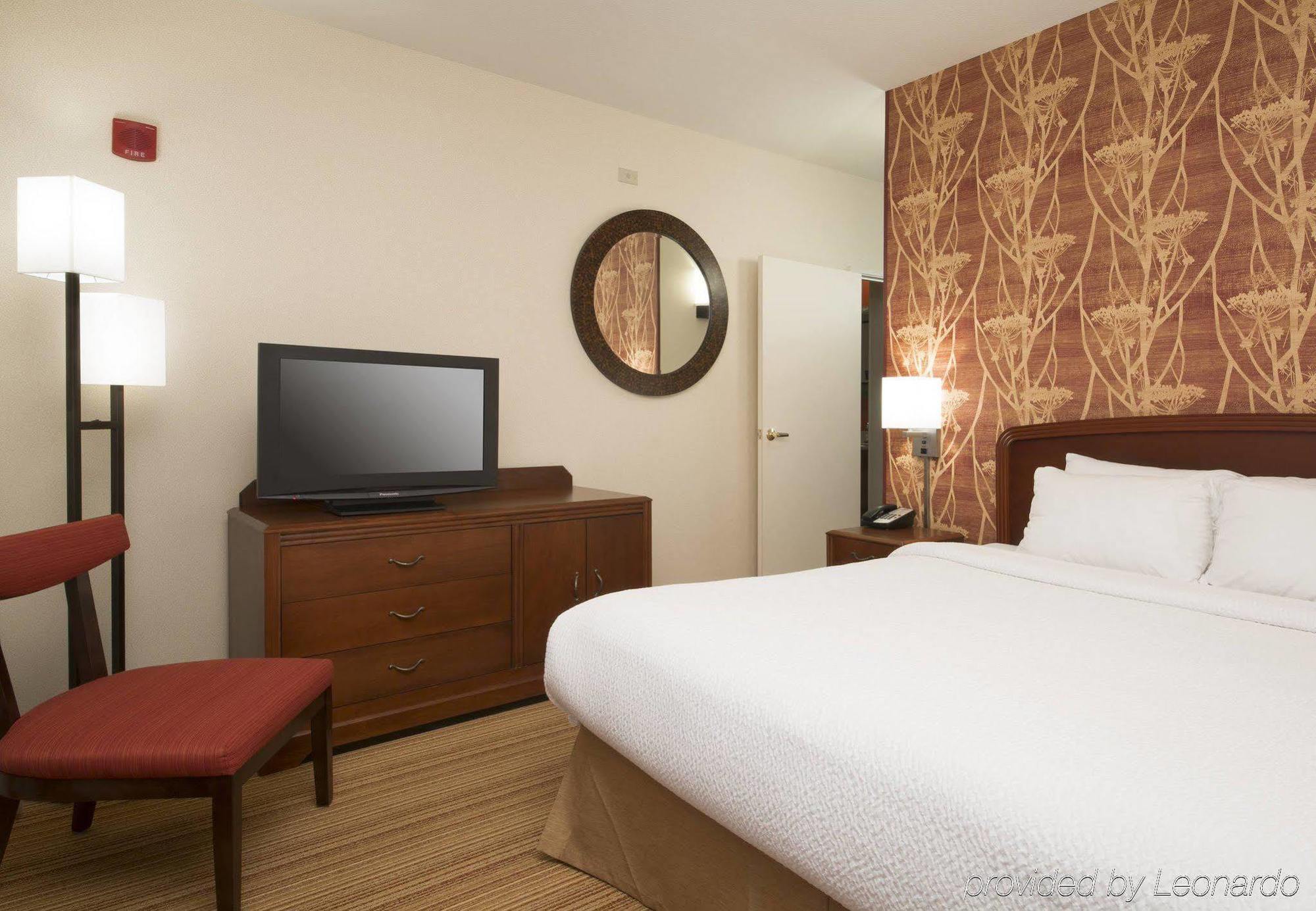 Отель Courtyard By Marriott Sacramento Фолсом Экстерьер фото